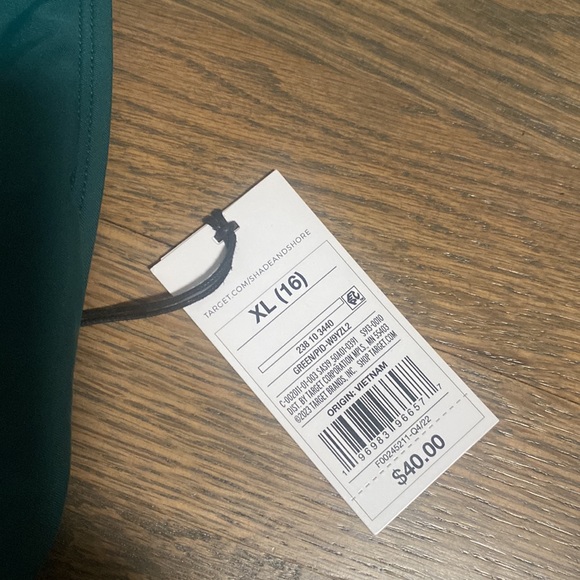 NWT Target One Piece Swimsuit - Picture 4 of 5